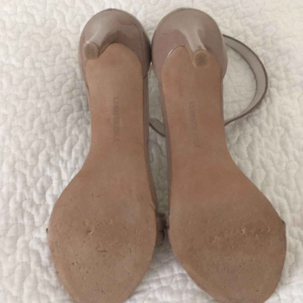 Shoes - Picture 4 of 6
